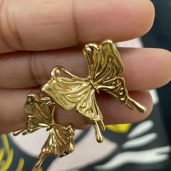 Beautiful butterfly earrings - Picture 5 of 6